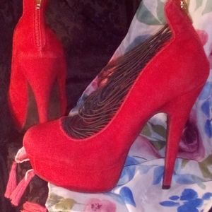 Shi by Journeys heels